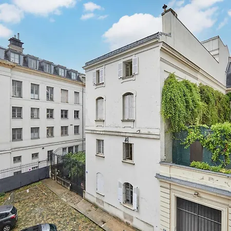 Appartement Superb Flat Heart 8th District Matignon St Honore Paris