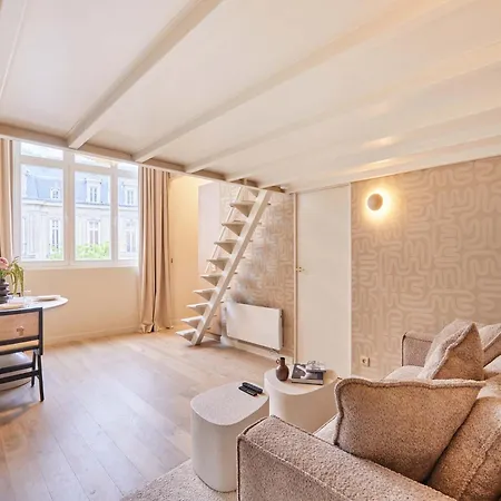 Superb Flat Heart 8th District Matignon St Honore