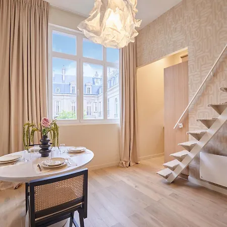 Superb Flat Heart 8th District Matignon St Honore