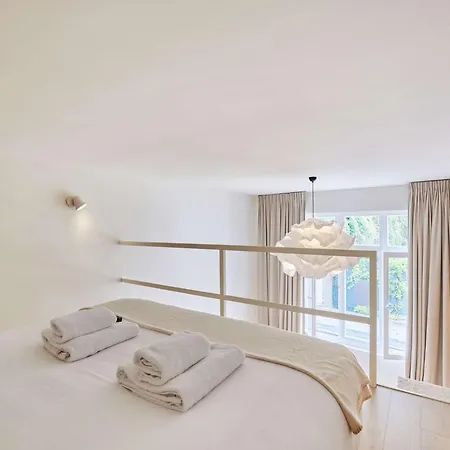 Apartment Superb Flat Heart 8th District Matignon St Honore Paris
