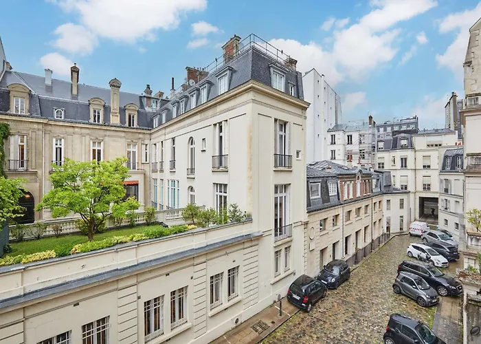 Superb Flat Heart 8th District Matignon St Honore